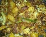 सूखी गोभी आलू की सब्जी (sukhi gobi aloo ki sabzi recipe in Hindi) रेसिपी चरण 7 फोटो