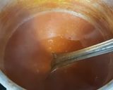 A picture of step 2 of Tomato carrot beetroot soup.