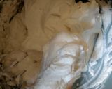 Foto langkah ke 3 dari resep Batter cream Lembut manisnya pas.