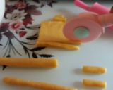 A picture of step 4 of Sesame cheese cookies.