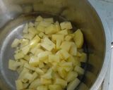 Hình bước làm 1 của món Soup tôm rau củ