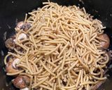 Une image de l'étape 2 de One Pot Pasta/Champignons.