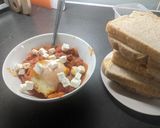 A picture of step 8 of Shakshouka.