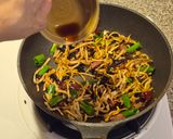 木耳鱈魚香絲炒鹹豬肉的食譜步驟4照片