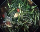 Foto langkah ke 3 dari resep Tumis kangkung.