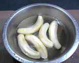 A picture of step 1 of Banana Peanut fry.