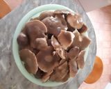 Gombapörkölt juhtúrós bulgurral recept fázis 1 fotója