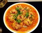 Hình bước làm 4 của món Thịt viên bọc trứng cút sốt cà chua 🍅