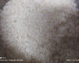 A picture of step 1 of Matar Pulao.