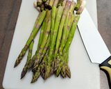 Foto del paso 1 de la receta: Codillo asado con trigueros y setas