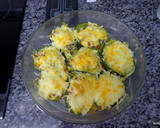 Foto del paso 17 de la receta: Zapallitos rellenos de gulas y jamón