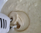 Foto del paso 5 de la receta Magdalenas "Cortadas" (Receta de mi madre)