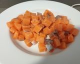 Foto del paso 2 de la receta Poke bowl de quinoa y salmón