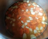Zöldborsóleves juhtúrós gombóccal recept fázis 1 fotója