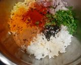 A picture of step 1 of Chawal ki Pakodi / Rice Fitters (with Leftover rice).