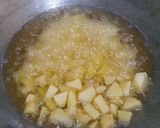 Foto langkah ke 2 dari resep Sambal goreng kentang teri telor.