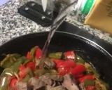 Foto del paso 7 de la receta: Hígado de ternera con verduras y tomate