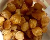 Hình bước làm 2 của món Chè sen long nhãn táo đỏ