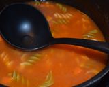 Foto del paso 1 de la receta: Sopa caldosa de torinillos con verduras y chipotle