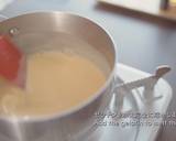 Christmas Strawberry and White Chocolate Mousse CakeRecipe video recipe step 15 photo