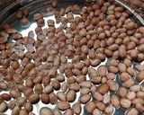 A picture of step 1 of Peanut masala.