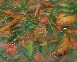 Foto langkah ke 6 dari resep Ayam Goreng Saus Inggris.