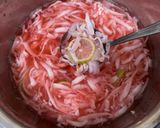 Foto langkah ke 3 dari resep Es Kuwut Sirup Cocopandan.