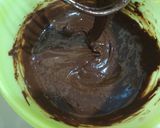 Foto langkah ke 2 dari resep Chocolate Sponge Cake.