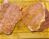 Hagymás-sajtos karaj recept fázis 2 fotója