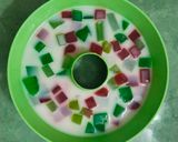 Foto langkah ke 4 dari resep Puding Buah Kombinasi Mozaik.