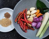 Foto langkah ke 1 dari resep Ayam Goreng Rempah.