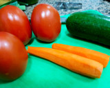Foto del paso 4 de la receta: Albóndigas con espinacas en salsa de verduras 🍃🥕🍅🥒