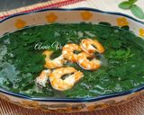 Hình bước làm 3 của món Canh rau chùm ngây nấu tôm