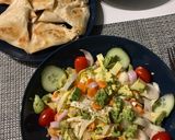 Une image de l'étape 4 de Samosas au thon-philadelphia et salade composée.