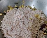 A picture of step 6 of Red Poha, Sprouts, Makhana Masala.