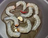 Foto del paso 2 de la receta: Arroz con Almejas, Langostinos y Calamares