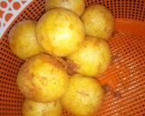 A picture of step 6 of Yam balls.
