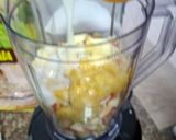 Foto del paso 3 de la receta: Budin saludable de avena y frutas sin harina y sin azúcar