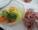 Foto del paso 1 de la receta: Revuelto con pavo y ensalada completa #Recetasdefindemes