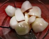Baconba tekert szűzpecsenye hagyma- és krumpliágyon recept fázis 5 fotója