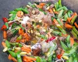 Foto langkah ke 4 dari resep Oseng Daging Pedas.