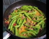 Foto langkah ke 2 dari resep Sambal goreng Buncis slice Beef.