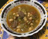 Une image de l'étape 20 de Soupe au bœuf, céleri, tomates et pois chiches.