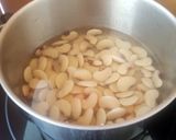 A picture of step 2 of Valencian Paella.
