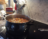 A picture of step 4 of Seafood chowder.