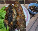 Foto langkah ke 9 dari resep Ikan Nila Bakar Pedas Manis.