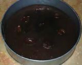 A picture of step 8 of Chocolate candy cake.