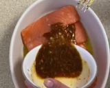 A picture of step 4 of Lemon-garlic salmon.
