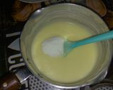 صورة لخطوة 2 من وصفة لاكريم (آيس كريم) بذوق الكرز 🍒