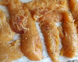 Foto del paso 1 de la receta: Solomillitos de pollo a la naranja sanguina y vino blanco